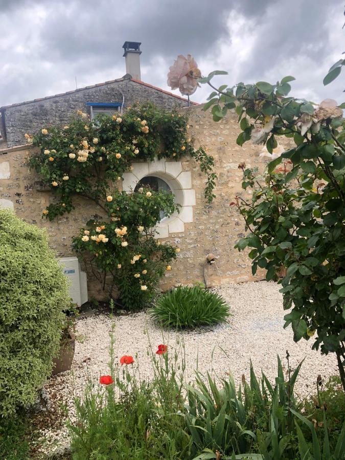 Maison Althea Rosea - 3 Chambres Et Piscine Nieulle-sur-Seudre Kültér fotó